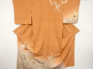 地紙に牡丹・梅・秋草模様訪問着